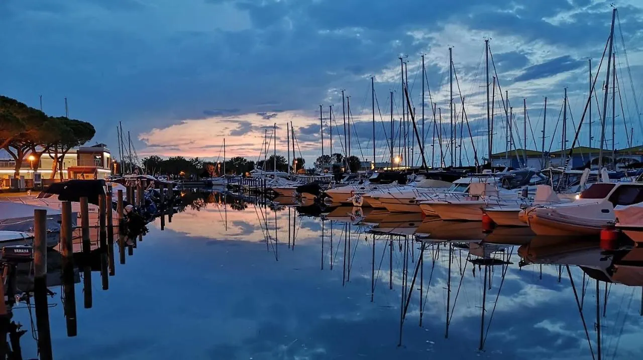 Charming Villa With Private Garden Porto Santa Margherita di Caorle 0*,  Italy
